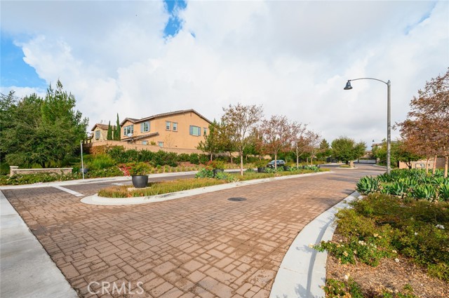 Detail Gallery Image 45 of 50 For 16024 Symphony Ln, Fontana,  CA 92336 - 4 Beds | 3 Baths