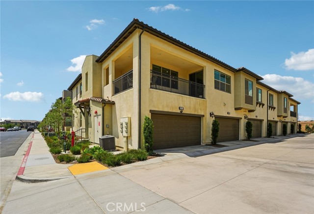Detail Gallery Image 2 of 29 For 4241 E Malagon Privado #48,  Ontario,  CA 91761 - 2 Beds | 2 Baths