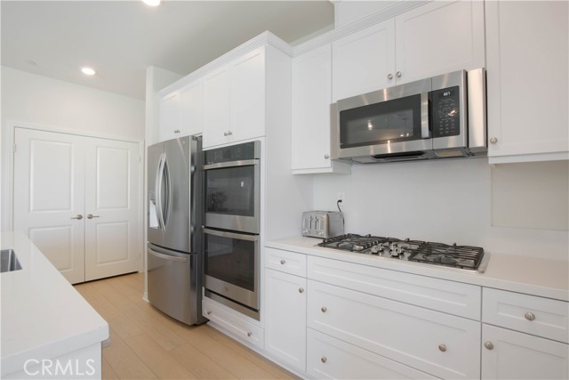 33060 Toledo Bend Court, Winchester CA: https://media.crmls.org/medias/d5c1a84b-8257-42ae-b80c-250f3c58567d.jpg