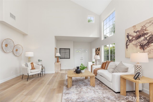 Detail Gallery Image 8 of 52 For 25036 Footpath Ln, Laguna Niguel,  CA 92677 - 5 Beds | 3 Baths