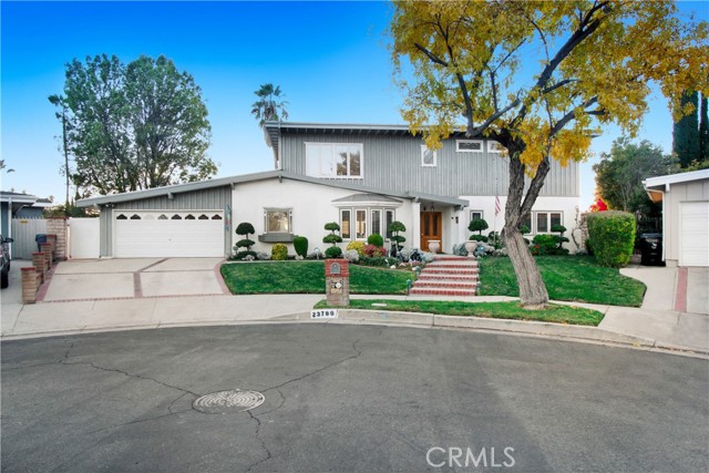 23780 Clarendon Street photo 31