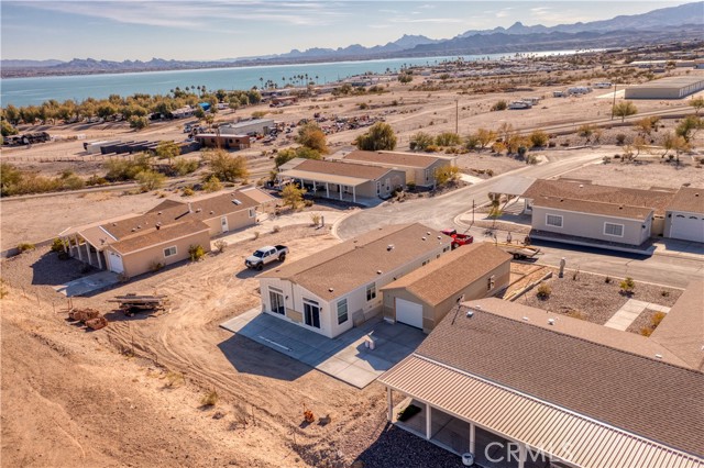 Detail Gallery Image 1 of 1 For 12600 Havasu Lake Road #6,  Needles,  CA 92363 - 3 Beds | 2 Baths