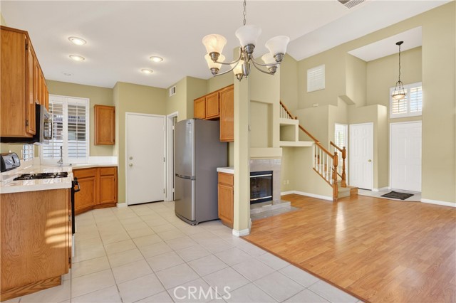 Detail Gallery Image 13 of 27 For 1232 Paseo Azul, Corona,  CA 92879 - 2 Beds | 2/1 Baths