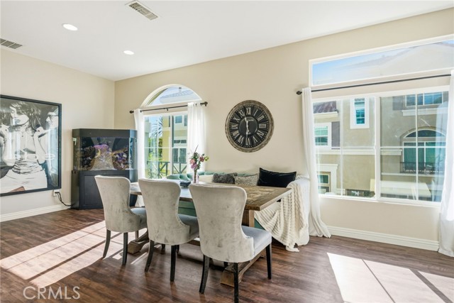 Detail Gallery Image 3 of 37 For 205 Montana Del Lago, Rancho Santa Margarita,  CA 92688 - 4 Beds | 2/1 Baths