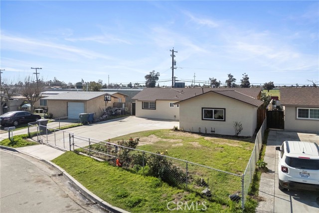 Detail Gallery Image 39 of 42 For 5817 Gary, Bakersfield,  CA 93307 - 3 Beds | 2 Baths