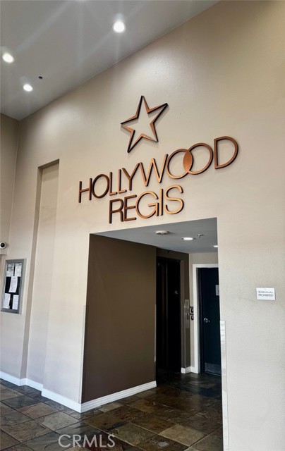 Detail Gallery Image 3 of 36 For 7320 Hawthorn #106 Ave #106,  Los Angeles,  CA 90046 - 2 Beds | 2 Baths