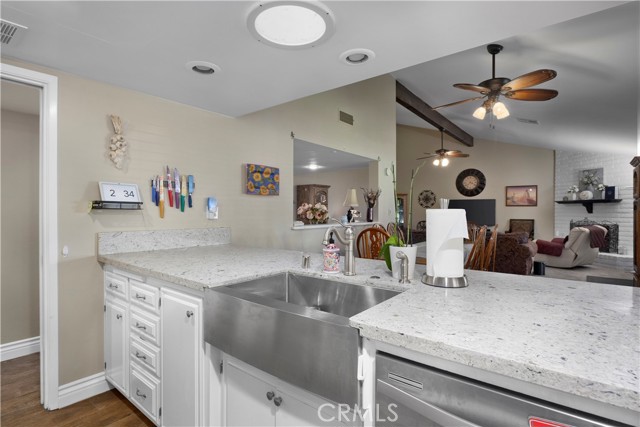 Detail Gallery Image 21 of 40 For 705 Bermuda St, Bakersfield,  CA 93309 - 2 Beds | 2 Baths