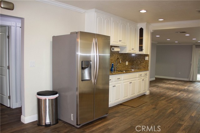 8328 Elmont Avenue, Pico Rivera CA: https://media.crmls.org/medias/d5c8b9f0-2162-4f50-94ce-0f8dbf9b5832.jpg
