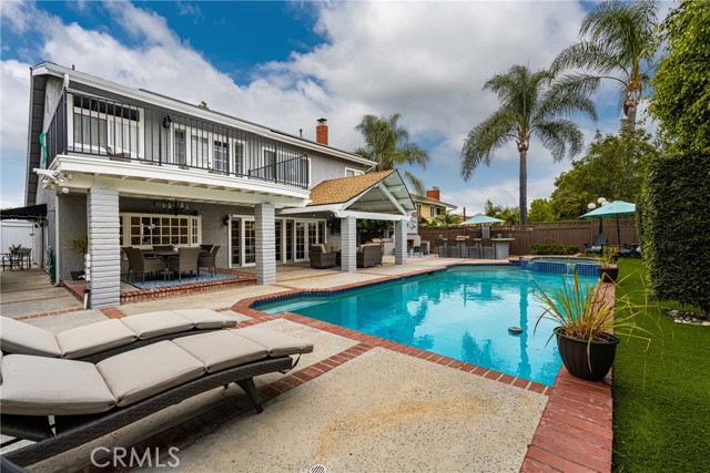 18672 Evergreen Avenue, Yorba Linda CA: https://media.crmls.org/medias/d5c91b02-980d-4047-990c-6c216585b16c.jpg
