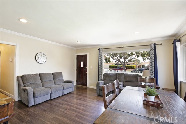 Detail Gallery Image 3 of 23 For 9111 Morrill Ave, Santa Fe Springs,  CA 90670 - 4 Beds | 2 Baths