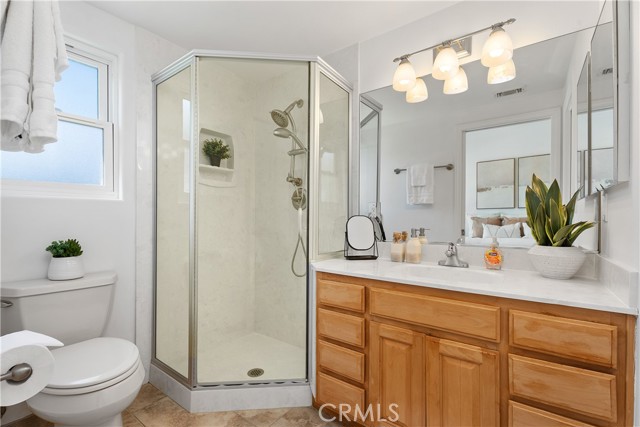 2nd bathroom.