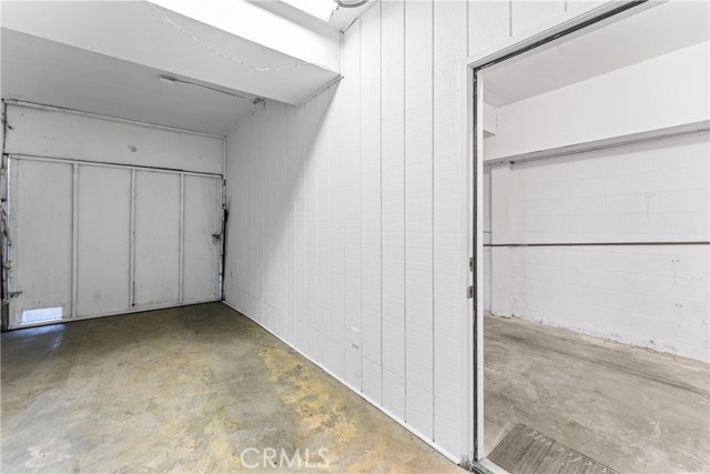9346 Van Nuys, 1 photo 14
