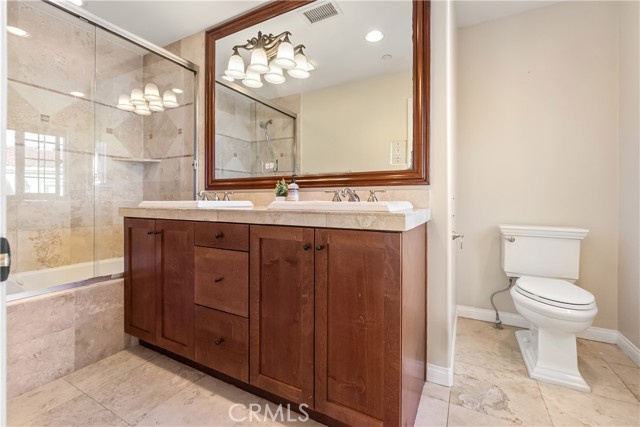 Detail Gallery Image 17 of 28 For 1021 Cravens #9,  Torrance,  CA 90501 - 3 Beds | 2/1 Baths