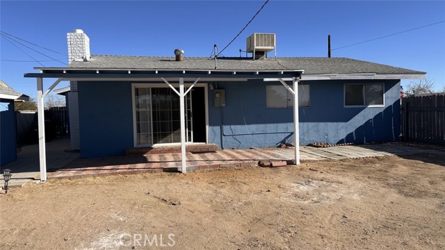 219 N Norma Street, Ridgecrest CA: https://media.crmls.org/medias/d5cc98c2-7a47-4ada-9705-bd18b51b1832.jpg