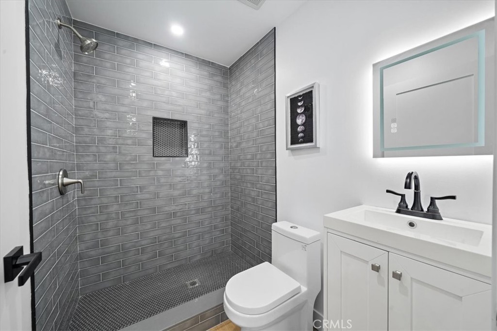5815 Saloma AvenueSherman Oaks image #40