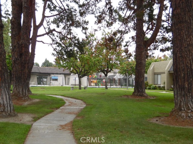 Detail Gallery Image 26 of 29 For 16112 Crystal Creek Ln, Cerritos,  CA 90703 - 3 Beds | 2/1 Baths