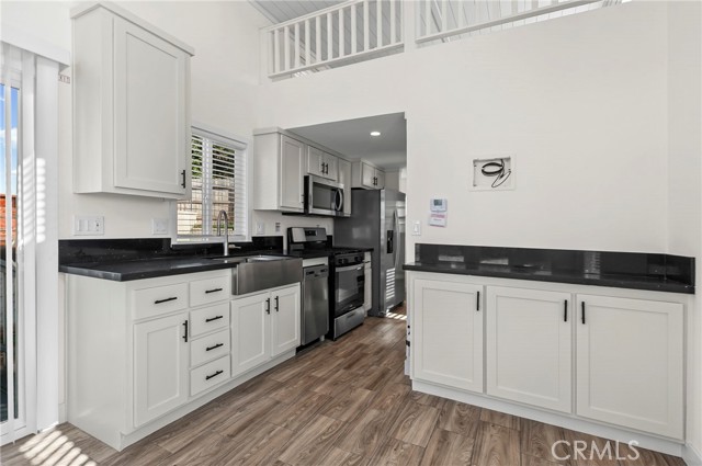 Detail Gallery Image 6 of 22 For 190 27 Main St #27,  Morro Bay,  CA 93442 - 1 Beds | 1 Baths