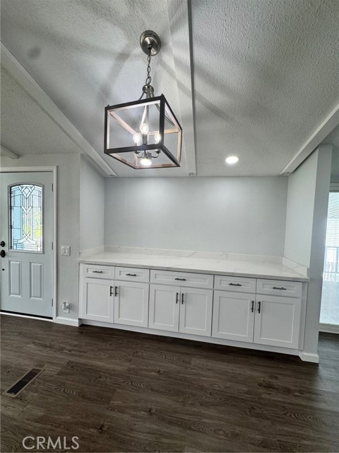 Detail Gallery Image 8 of 30 For 21214 Seep Willow Way #273,  Canyon Country,  CA 91351 - 2 Beds | 2 Baths