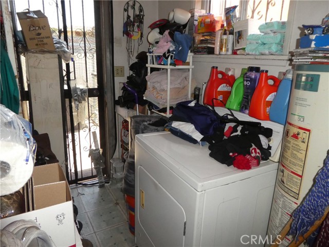Detail Gallery Image 36 of 39 For 670 Keenan Ave, Los Angeles,  CA 90022 - – Beds | – Baths