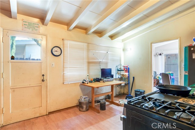 Detail Gallery Image 8 of 19 For 979 Kevin Ave, Redlands,  CA 92373 - 3 Beds | 2 Baths