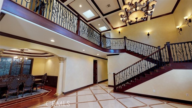 Detail Gallery Image 3 of 30 For 903 10th St, Manhattan Beach,  CA 90266 - 6 Beds | 7 Baths