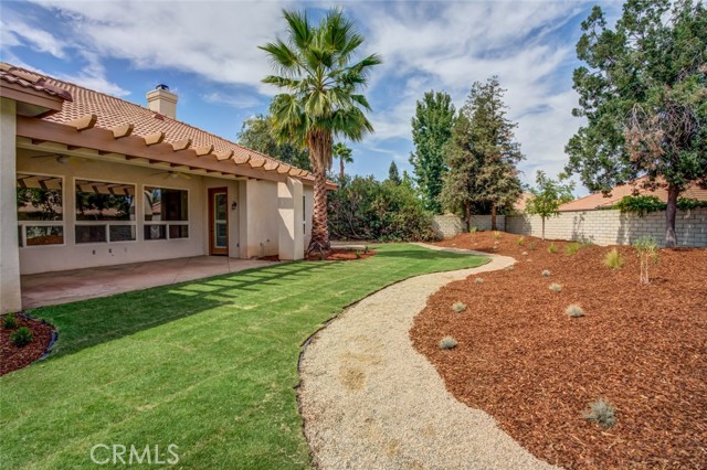 Detail Gallery Image 27 of 34 For 10102 Lace Cascade Ct, Bakersfield,  CA 93311 - 3 Beds | 2 Baths