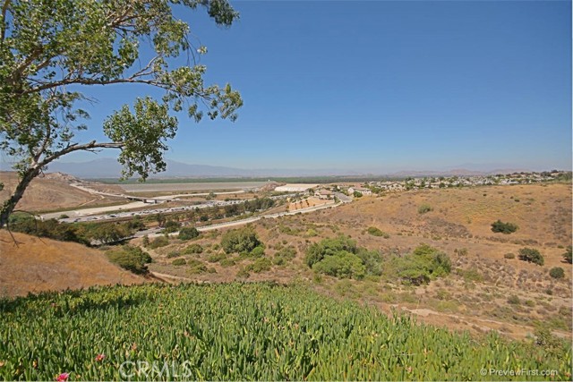 3190 Altura Court, Corona CA: https://media.crmls.org/medias/d5d1521b-5b2f-4acb-94e0-56da088fa1c4.jpg