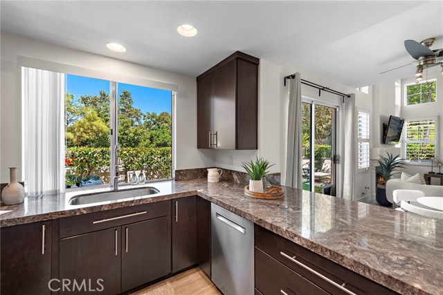 D5d1b87d 1642 4344 8a06 D50d7a13c5c9