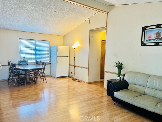 Detail Gallery Image 11 of 52 For 1560 S Otterbein Ave #6,  Rowland Heights,  CA 91748 - 3 Beds | 2 Baths