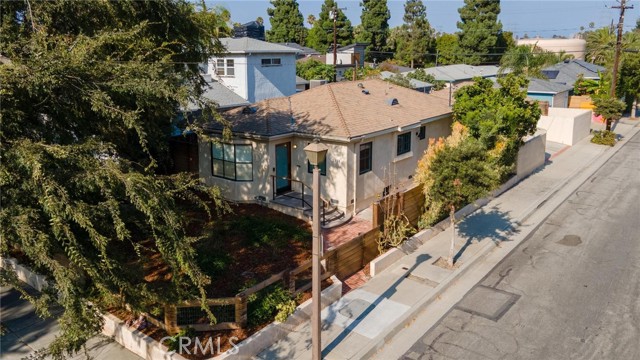 3050 Reid Ave, Culver City CA: https://media.crmls.org/medias/d5d275ff-49bb-4f8b-9fbf-fa8f81457f30.jpg