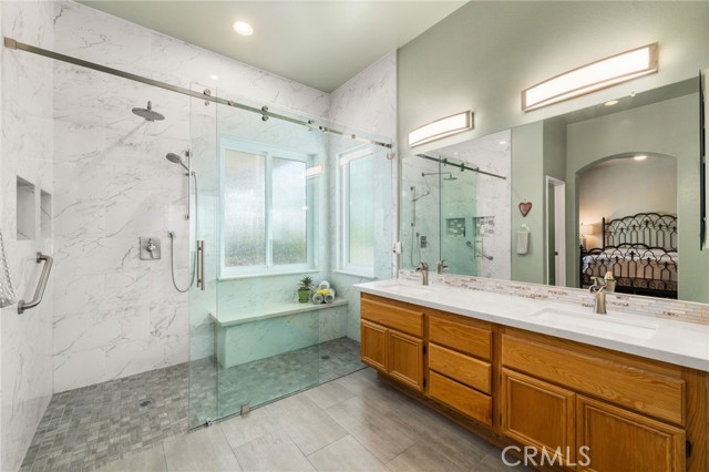 12693 Ridgecrest Drive, Rancho Cucamonga CA: https://media.crmls.org/medias/d5d27e89-6228-4793-b9b7-1619db836775.jpg
