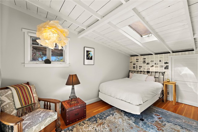 Detail Gallery Image 9 of 38 For 1511 Bluebird Canyon Dr, Laguna Beach,  CA 92651 - 3 Beds | 2 Baths