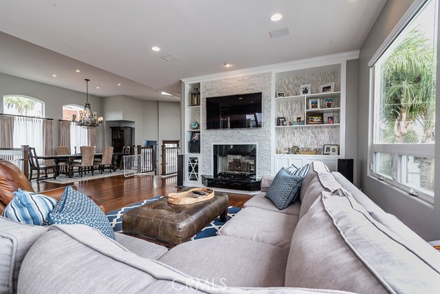 Open floor plan upstairs.