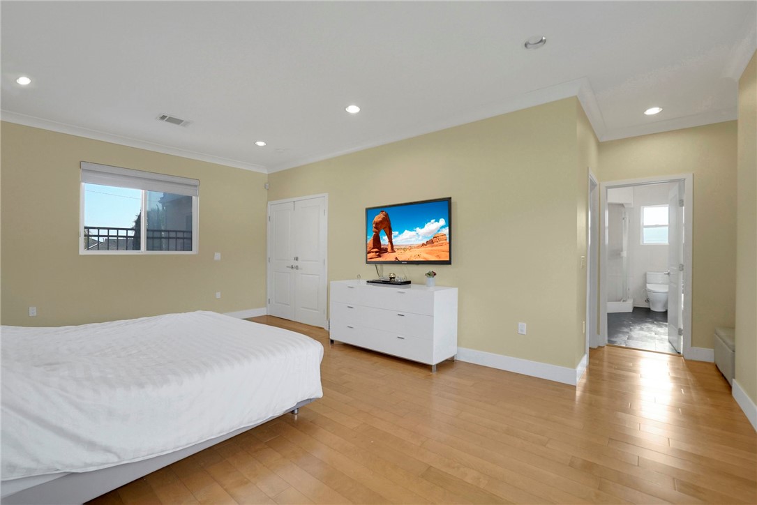 Detail Gallery Image 14 of 24 For 10547 Lynrose St, Temple City,  CA 91780 - 3 Beds | 2/1 Baths