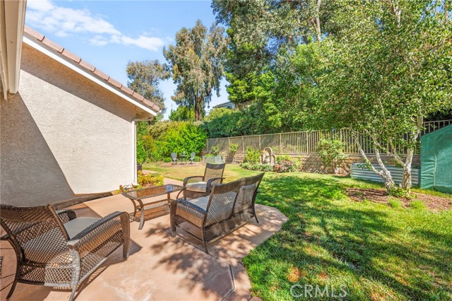27054 Riversbridge Way, Valencia CA: https://media.crmls.org/medias/d5d3603d-a3a3-4080-82c1-6cd892dc3610.jpg