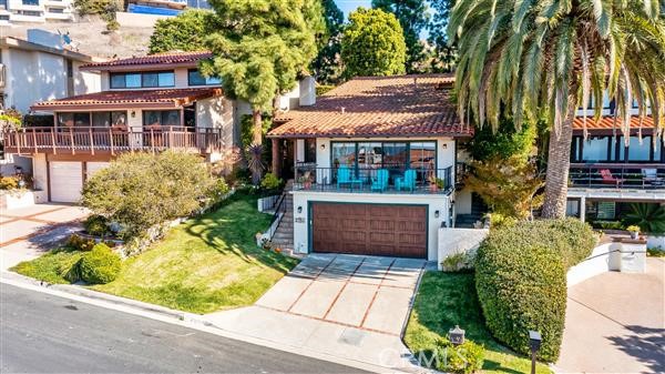 Detail Gallery Image 1 of 30 For 2564 via Sanchez, Palos Verdes Estates,  CA 90274 - 4 Beds | 2/1 Baths