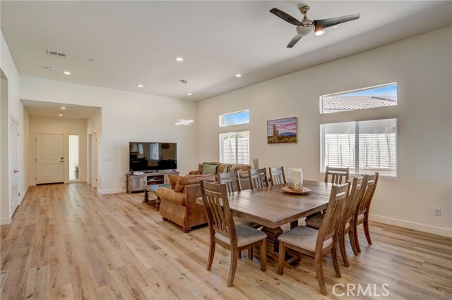 Detail Gallery Image 14 of 55 For 65338 Rolling Hills Dr, Desert Hot Springs,  CA 92240 - 4 Beds | 3/1 Baths