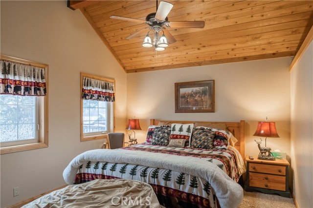 Detail Gallery Image 15 of 50 For 42028 Sky View, Big Bear Lake,  CA 92315 - 7 Beds | 5/1 Baths