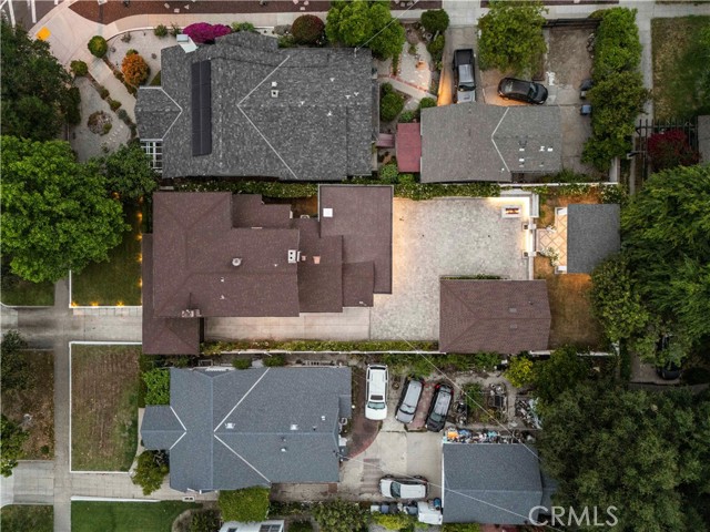 1281 E Orange Grove Boulevard, Pasadena CA: https://media.crmls.org/medias/d5d5585c-3f41-4ccb-8622-be75a2e53ac1.jpg