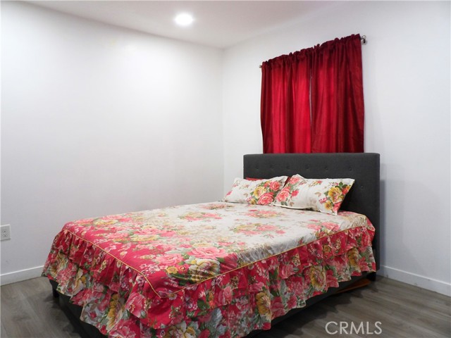 Detail Gallery Image 9 of 17 For 1537 W 60th, Los Angeles,  CA 90047 - 2 Beds | 1 Baths