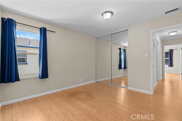 Detail Gallery Image 23 of 39 For 1904 Armacost Ave, Los Angeles,  CA 90025 - 3 Beds | 2 Baths