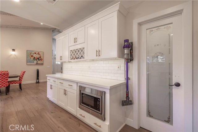 Detail Gallery Image 10 of 33 For 374 Mountainaire Ln, Big Bear Lake,  CA 92315 - 4 Beds | 3 Baths