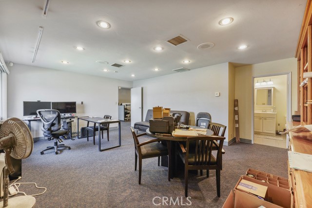 Image 24 of 27 For 9240 Limonite Avenue