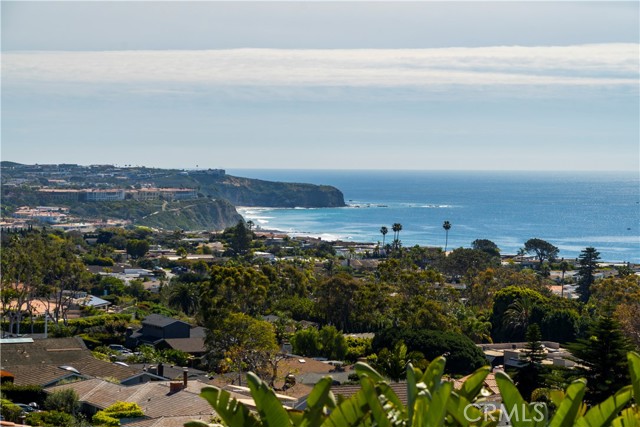 Detail Gallery Image 47 of 54 For 19 N Vista De La Luna, Laguna Beach,  CA 92651 - 3 Beds | 2 Baths