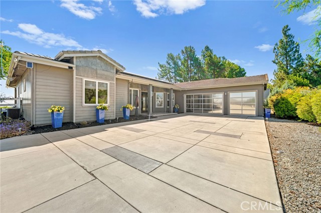 28282 Sycamore Mesa Road, Temecula CA: https://media.crmls.org/medias/d5d75346-8163-4d84-9c15-92e5108963f3.jpg
