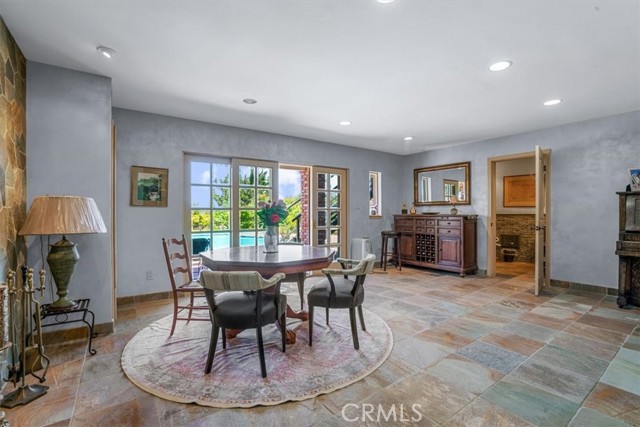 2355 Lake Marie Drive, Santa Maria CA: https://media.crmls.org/medias/d5d7d0db-2d49-4f2f-953a-a2cc998e6c77.jpg