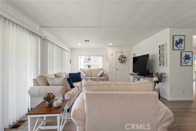 Detail Gallery Image 7 of 47 For 557 Silver Leaf Dr, Oroville,  CA 95966 - 2 Beds | 2 Baths