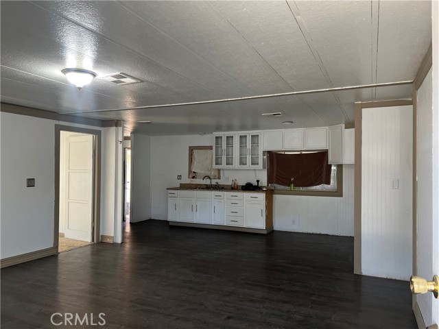 Detail Gallery Image 2 of 8 For 21821 Markham St, Perris,  CA 92570 - 3 Beds | 2 Baths