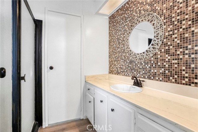 Detail Gallery Image 17 of 26 For 16079 Yarnell St. #B4,  Sylmar,  CA 91342 - 2 Beds | 2 Baths