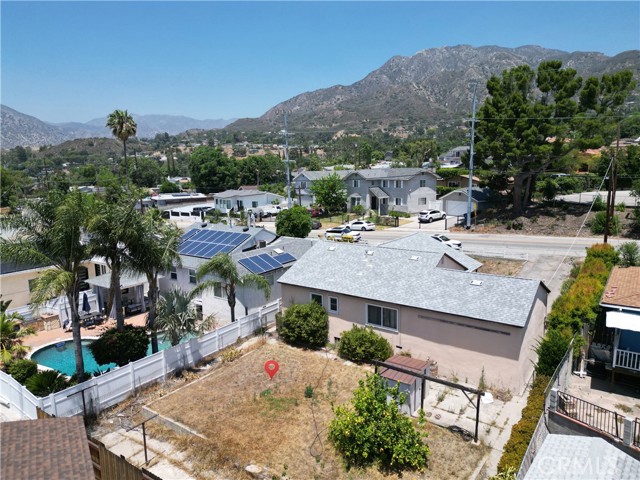 10515 Tujunga Canyon Boulevard, Tujunga CA: https://media.crmls.org/medias/d5da975a-8037-48ba-b616-2fc27c10ea4a.jpg